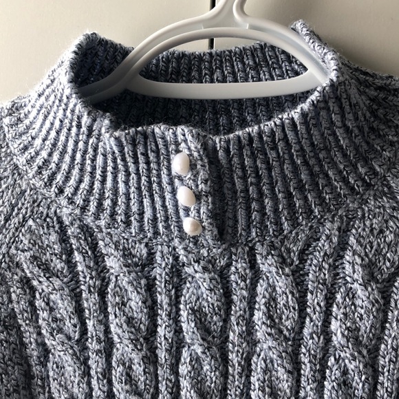 Karen Scott cable knit with pearl accents - Picture 2 of 3